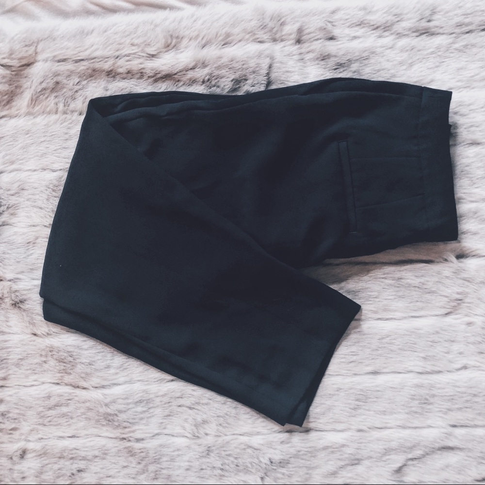 Express high rise crop pant 00R navy blue